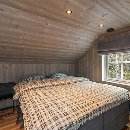 Modern With Everything Need! Holiday home