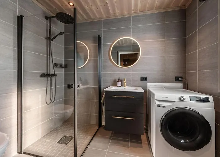 Modern With Everything Need! * Sanderstolen